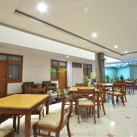 Caryota Hotel Bandung Ngoại thất bức ảnh