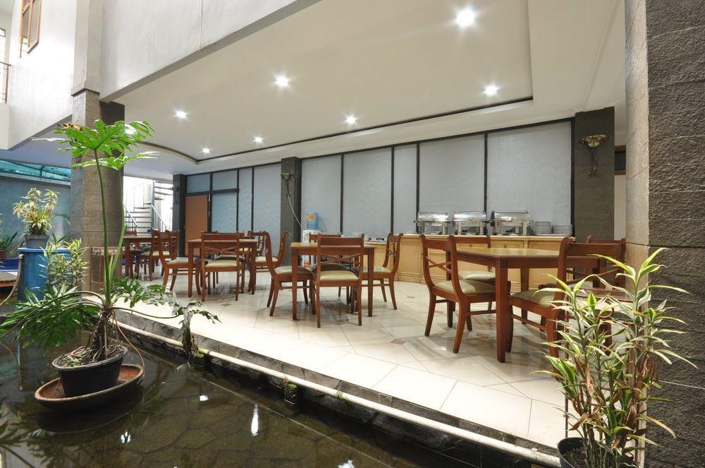 Caryota Hotel Bandung Ngoại thất bức ảnh